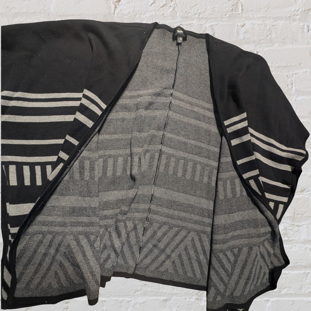 Black & Gray Geometric Open Cardigan